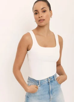 Best White Layering Scoop Neck Vest T-Shirts|T-Shirts